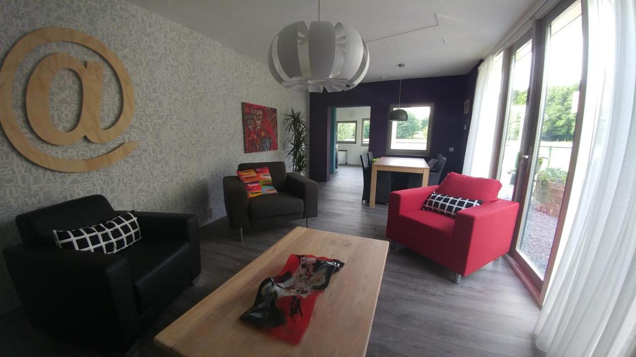 Home For 2 佐伊杜比斯特 外观 照片